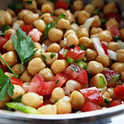 ensalada garbanzos crop